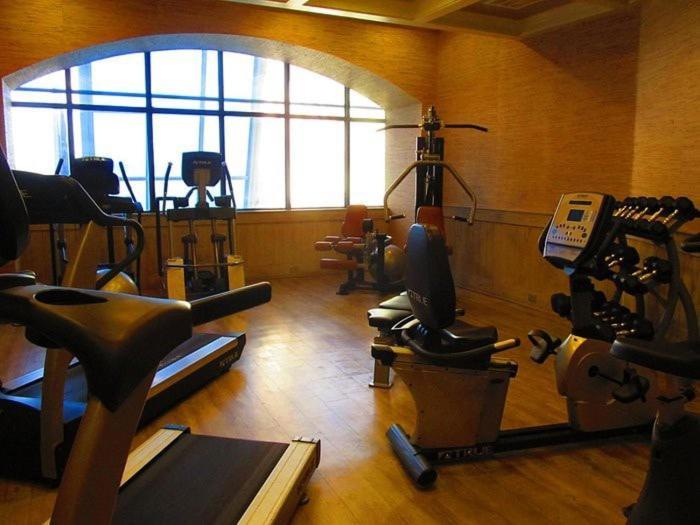 Steps From Foxwoods- Beachfront Retreat With Pools San Juan Ngoại thất bức ảnh
