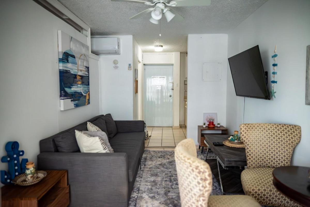 Steps From Foxwoods- Beachfront Retreat With Pools San Juan Ngoại thất bức ảnh