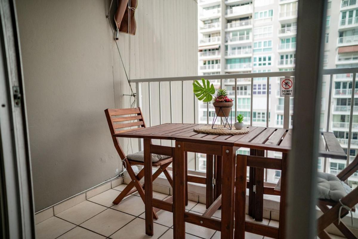 Steps From Foxwoods- Beachfront Retreat With Pools San Juan Ngoại thất bức ảnh