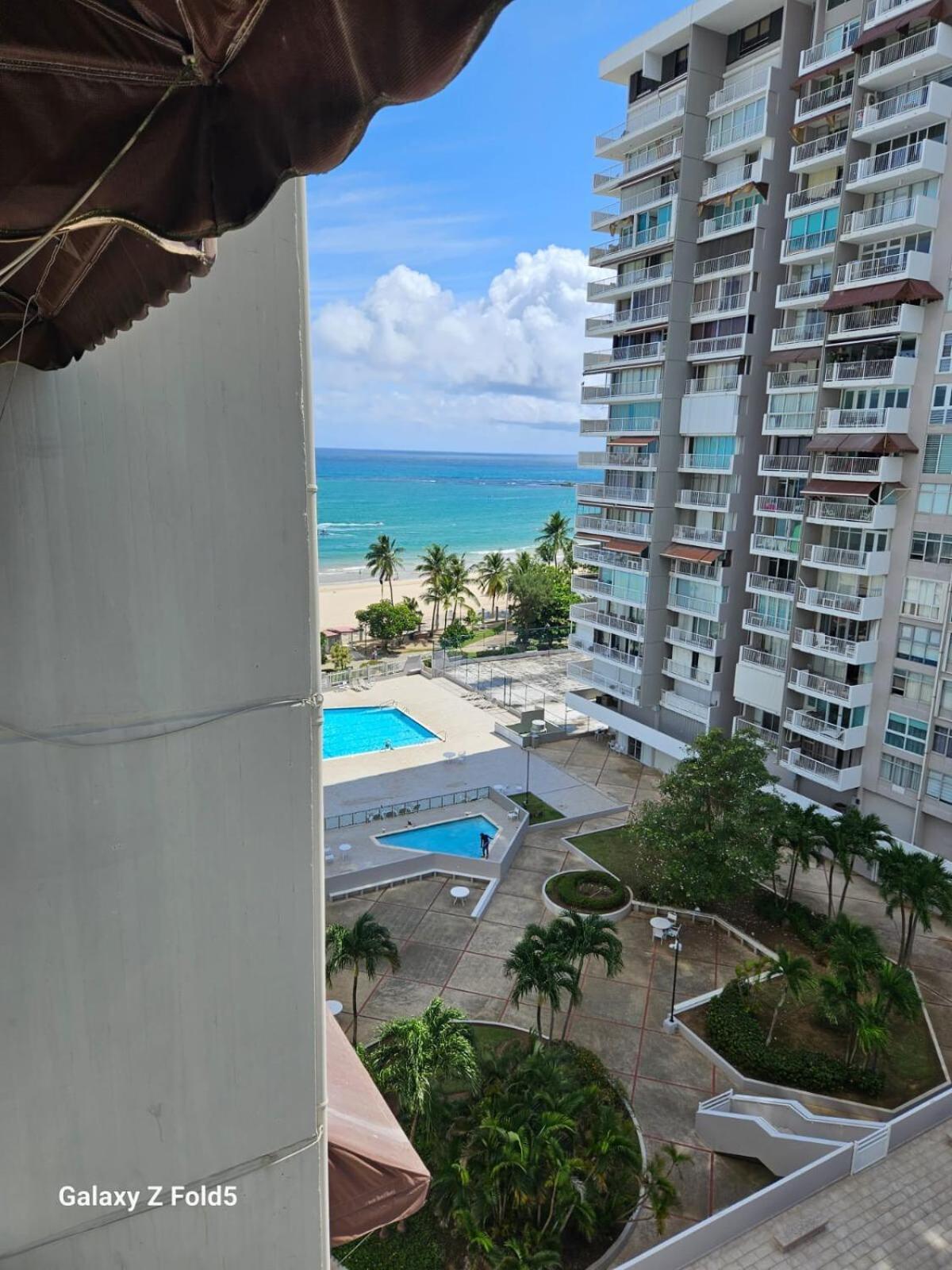 Steps From Foxwoods- Beachfront Retreat With Pools San Juan Ngoại thất bức ảnh